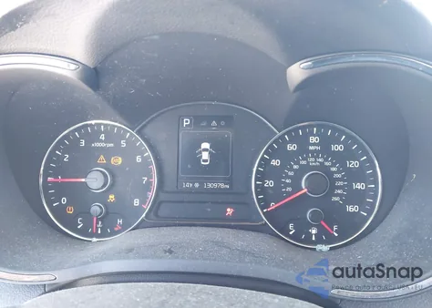 2017 Kia Forte Lx из США, поврежденный, VIN 3KPFL4A71HE131980